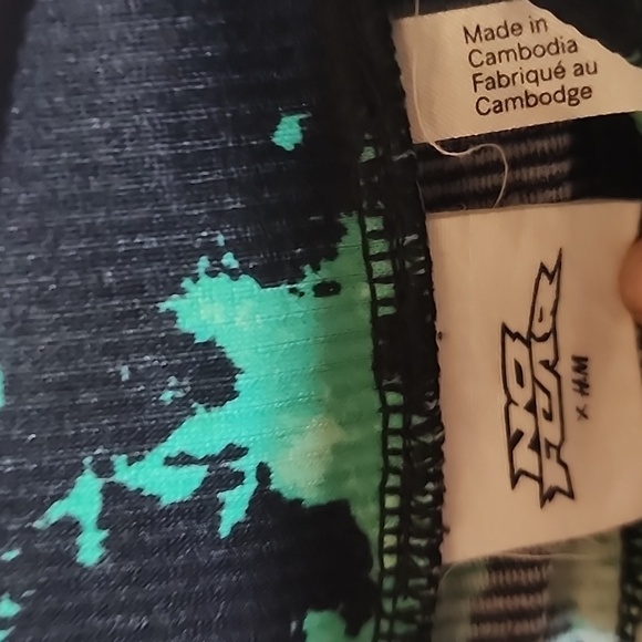 No Fear X H&M Green Long Sleeve Crop Top Size Medium - Picture 5 of 6